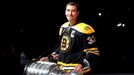 Zdeno Chára, kapitán Boston Bruins, se Stanley cupem