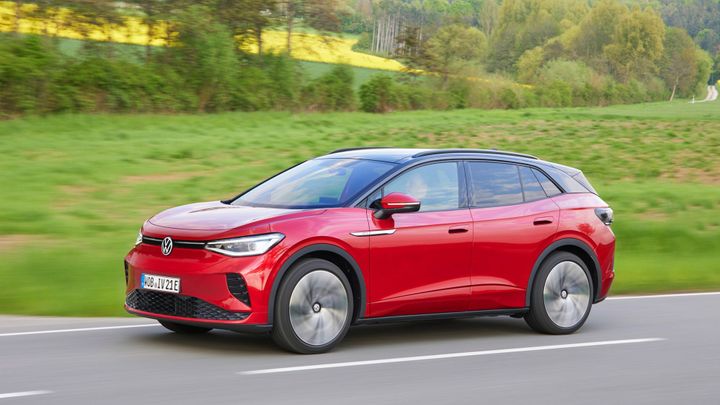 Když mamuti sportují. Volkswagen ID.4 GTX je rychlý a obratný, ale ke GTI má daleko; Zdroj foto: Volkswagen