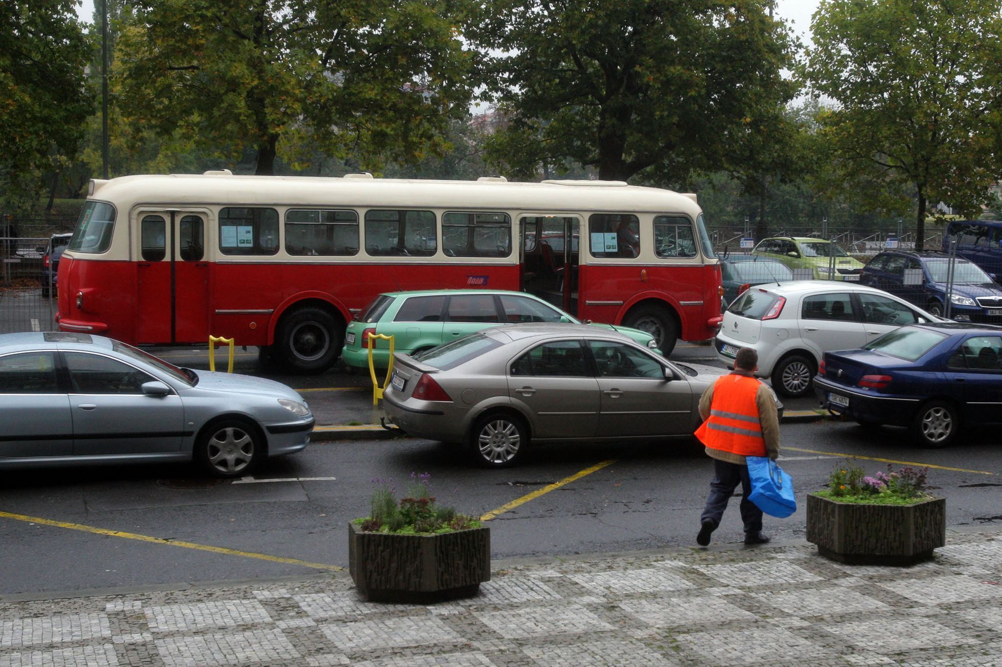 Autobusáci u ministerstva dopravy