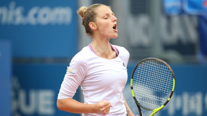 Kristýna Plíšková ve finále turnaje J&T Banka Prague Open 2017.