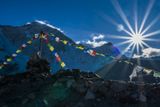 Minimálně z pohledu médií nejsledovanější výstup letošního roku předvedli Radoslav Groh a Marek Holeček na nepálské Baruntse (7162 metrů). Zejména kvůli tomu, že se po dobytí vrcholu dostali do situace, kdy jim několik dní šlo o život.