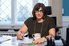 Vláda nad Gazou vyvolá nestabilitu v Izraeli, armáda má známky vyčerpání, říká Azari