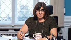 Anna Azari - úvodní fotka