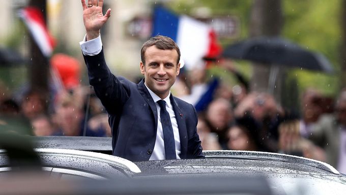 Emmanuel Macron na inaugurační ceremonii v Paříži.