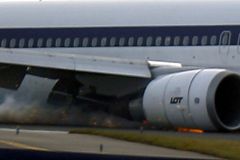 Boeing v Mnichově sjel z dráhy, zastavil až na trávě