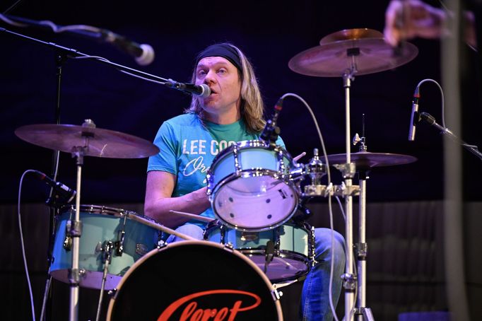 Bubeník skupiny Fleret Rosťa Koplík.