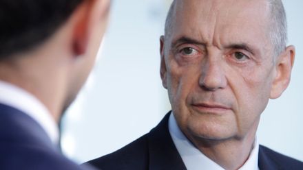 Neziskové organizace rostou jako houby po dešti, chceme prověřit jejich hospodaření, říká Crha