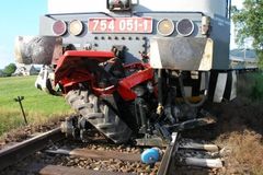 Nehoda rychlíku přerušila provoz na trati z Prahy do Berouna