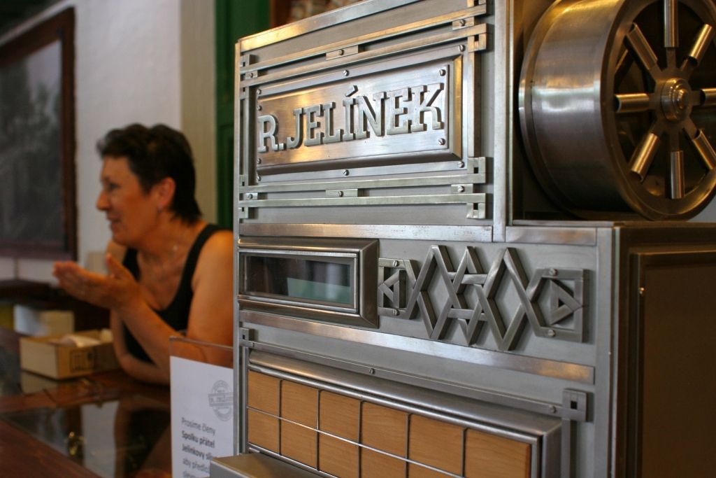 Jelínek