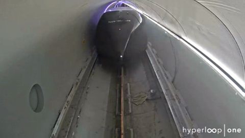 387 km/h. V americké poušti padl rekord při testu Hyperloopu