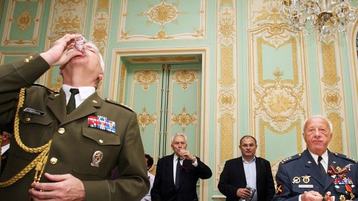 Historky z ruské ambasády. Špionské sítě i zpackaný nábor českého důstojníka; Zdroj foto: Jan Langer
