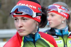 ŽIVĚ Biatlonistky jely štafetu, Češky berou třetí místo