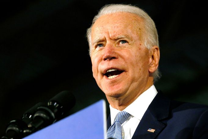 Joe Biden při projevu během primárek v Jižní Karolíně