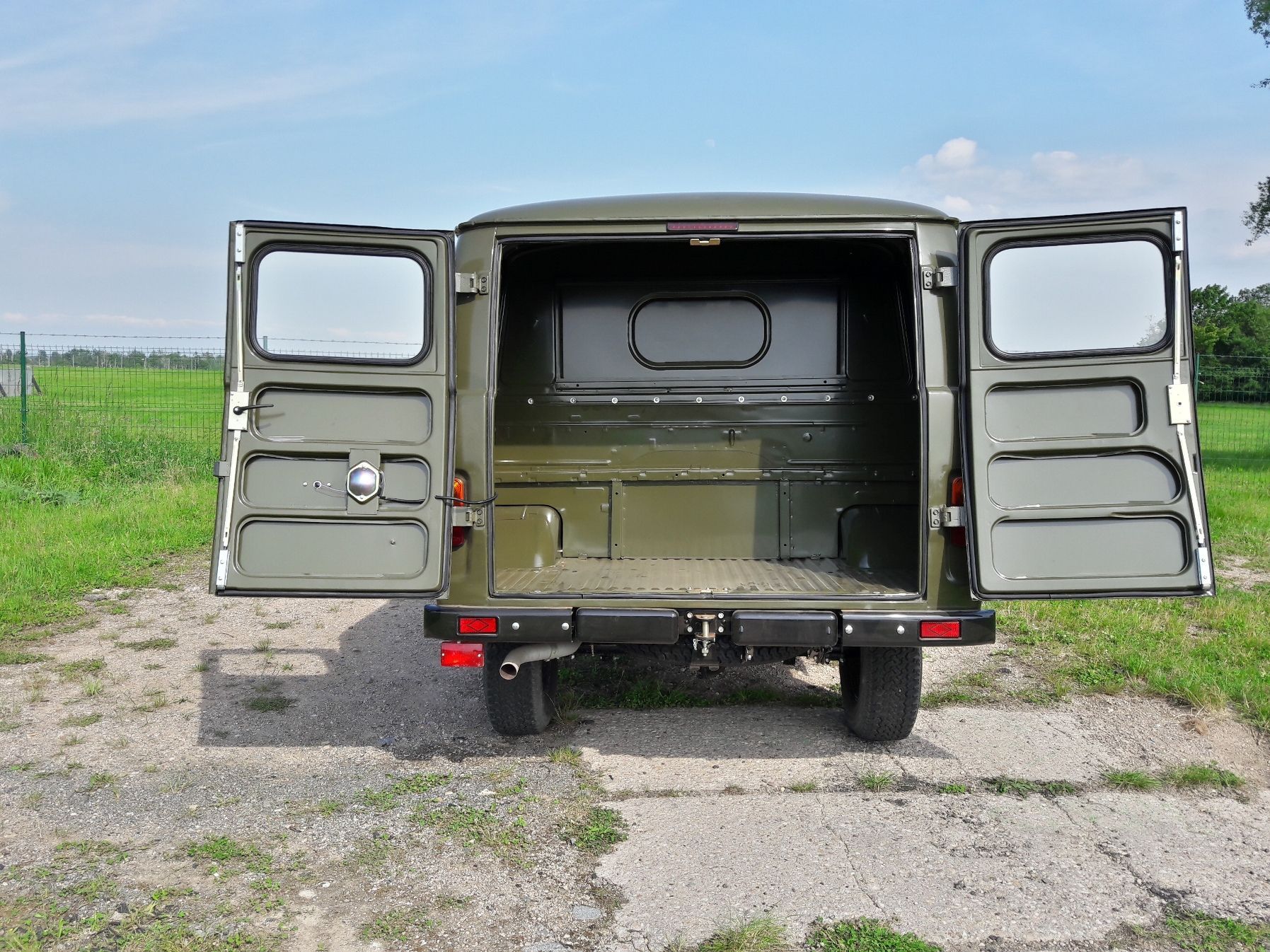 UAZ Buchanka