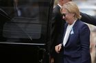 Clintonová kvůli zápalu plic zrušila návštěvu Kalifornie