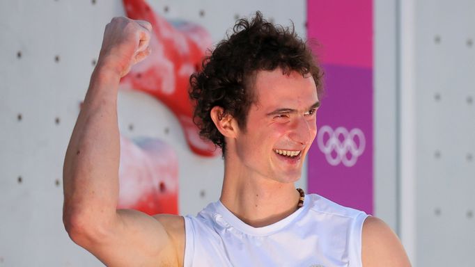 Sportovní lezec Adam Ondra ve finále na OH 2020