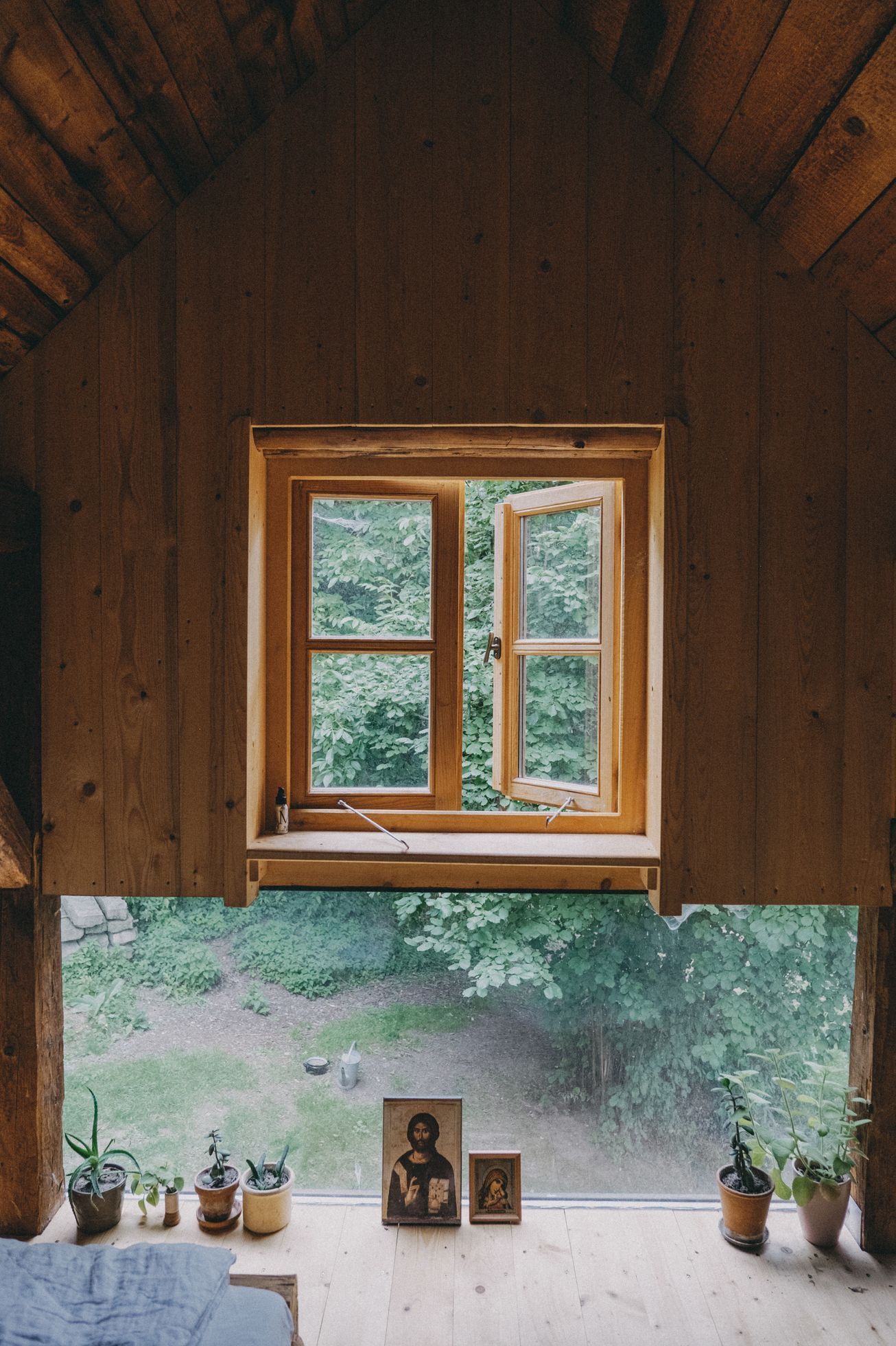 na okraji domov můj, kniha, rodina, bydlení, dům, podnikatel