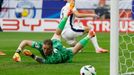 Jordan Pickford v osmifinále Eura 2024 Anglie - Slovensko