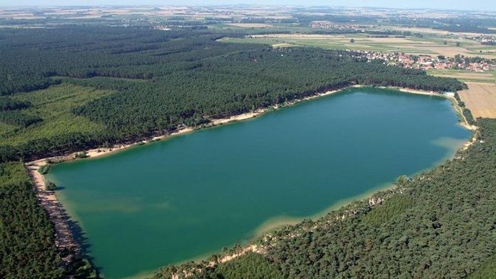 Soud zastavil stíhání rodičů dvou chlapců utonulých v jezeře Lhota