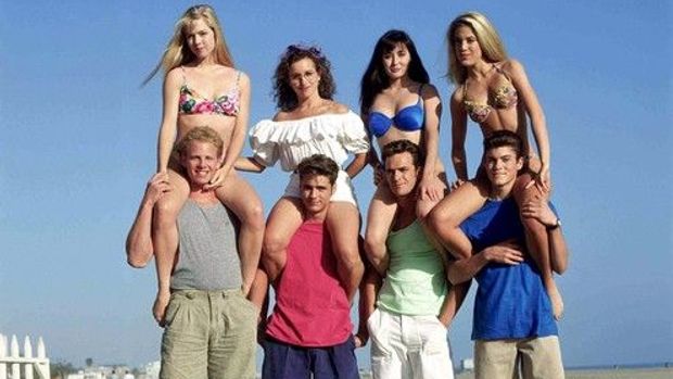 Tak šel čas s Beverly Hills 90210. Připomeňte si seriálovou ikonu devadesátek