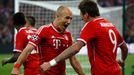 Fotbal, Liga mistrů, Bayern - Dortmund: Arjen Robben a Mario Mandžukič slaví