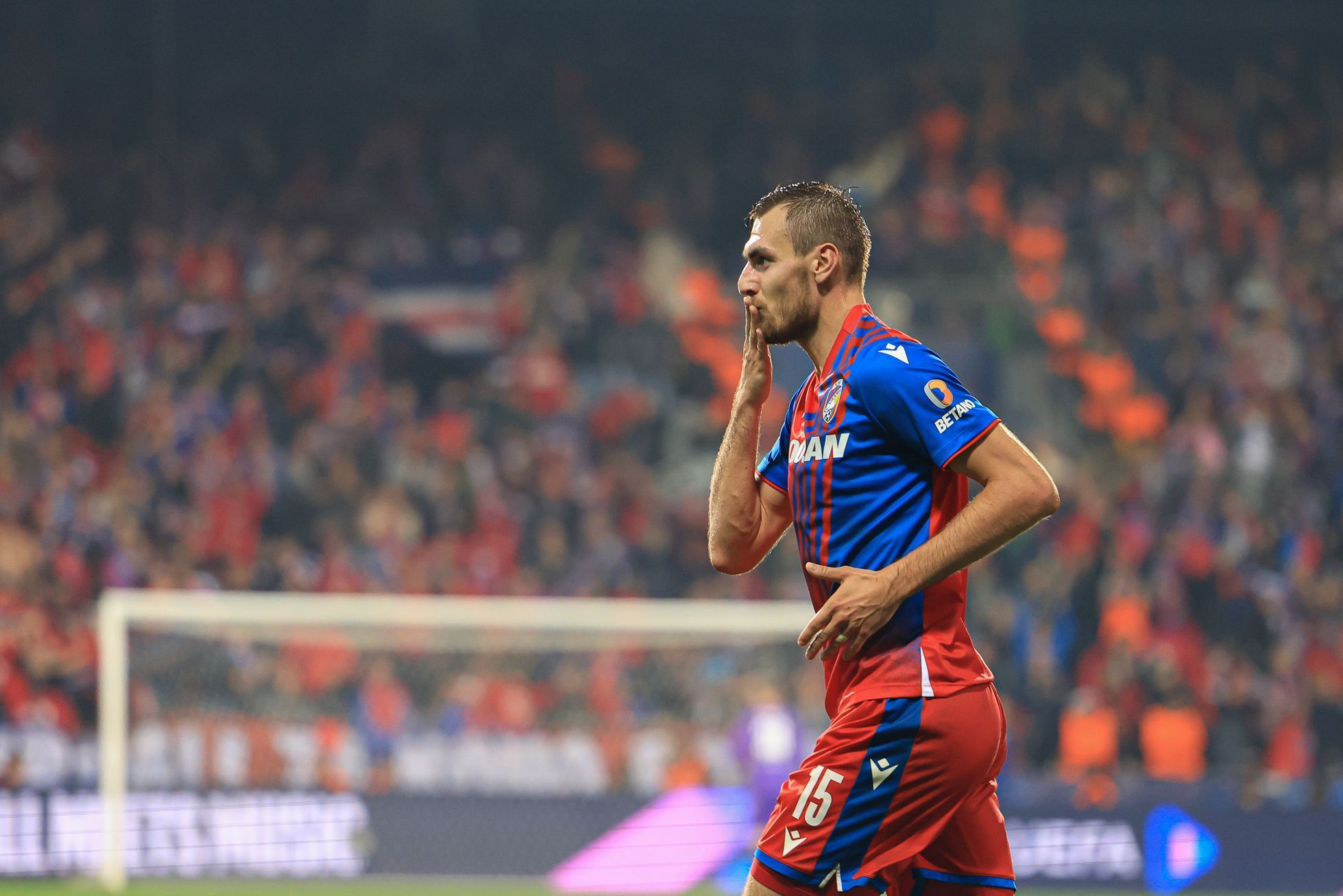 Tomáš Chorý v zápase LM Plzeň - Barcelona