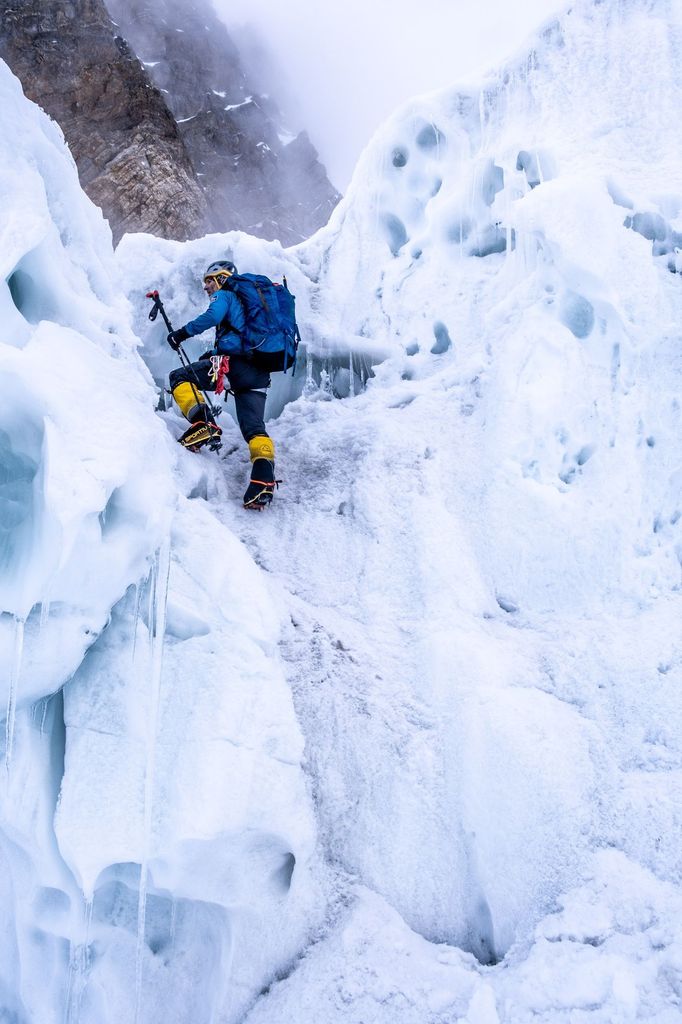 Expedice na Gasherbrum II (Pavel Láznička)