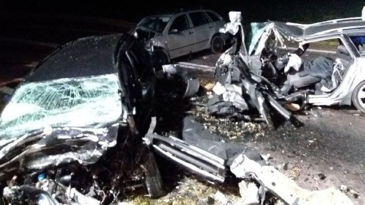 Nejtragičtější nehoda za poslední čtyři roky. Srážka na Znojemsku má pátou oběť