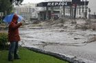 Na Madeiře jsou po povodních stále nezvěstní lidé