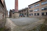 Část bývalé továrny na textil v Ústí nad Orlicí je o něco blíž ke své záchraně. Historické budovy, které za první republiky upravil architekt Pavel Janák, se promění na Galerii Perla a stanou se moderním centrem kultury.