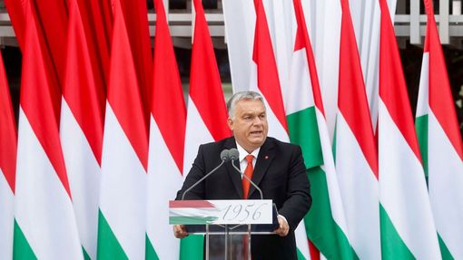 Maďarský premiér Viktor Orbán ve městě Zalaegerszeg na západě Maďarska při projevu k 66. výročí vypuknutí protisovětského povstání (23. října 2022)