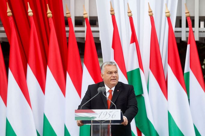 Maďarský premiér Viktor Orbán ve městě Zalaegerszeg na západě Maďarska při projevu k 66. výročí vypuknutí protisovětského povstání (23. října 2022)