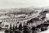 Pražský neboli Negrelliho viadukt. Impozantní technická stavba. Otevřena 1. června 1850 po čtyřech letech výstavby. Do roku 1910 nejdelší most Evropy.