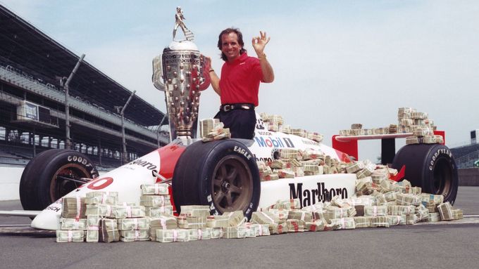 Emerson Fittipaldi vydělal po skončení kariéry ve formuli 1 spoustu peněz. Ale o hodně jich také přišel. A co dělají dnes další bývalí šampioni?