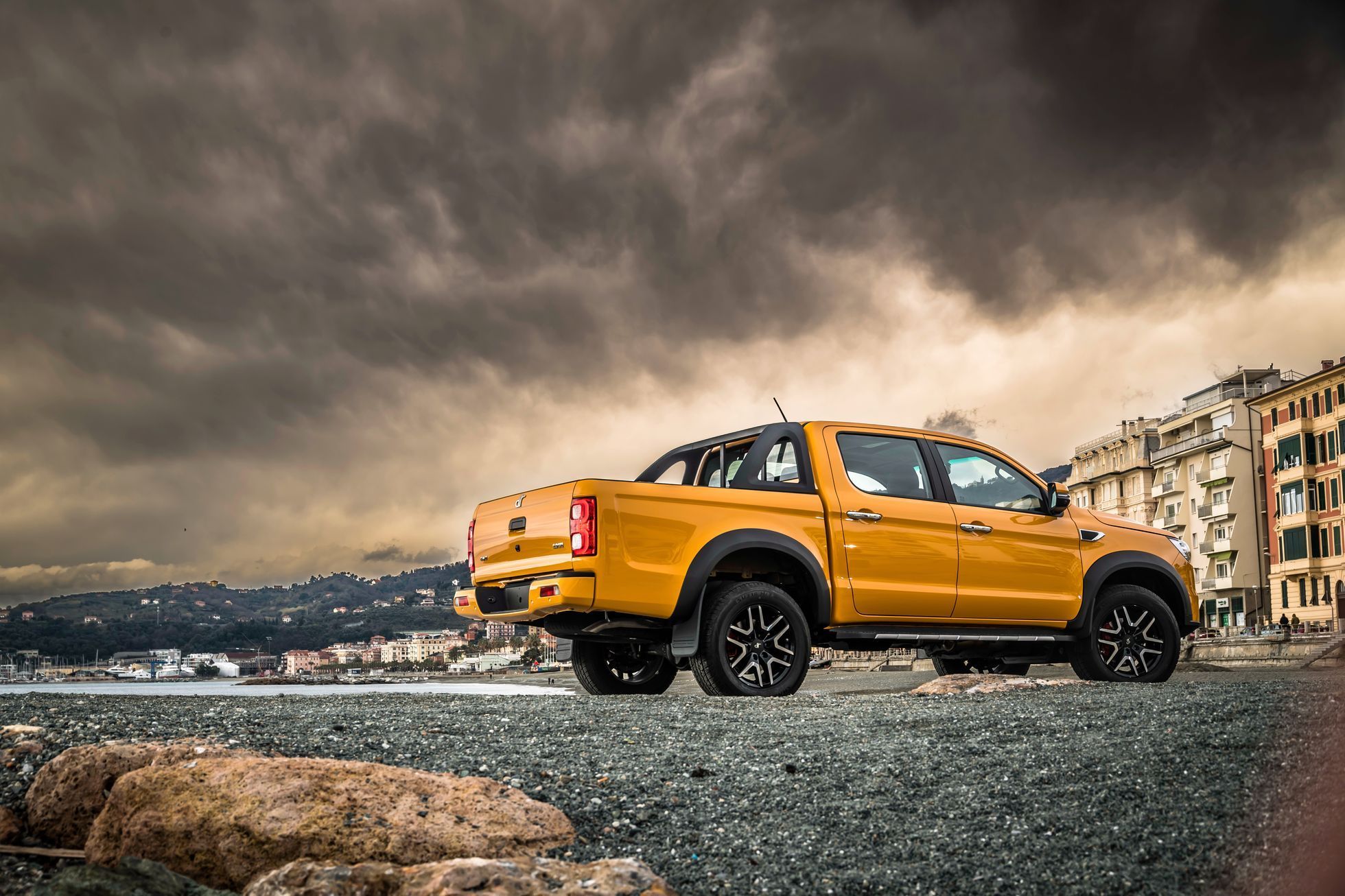 DR Automobiles modely český trh