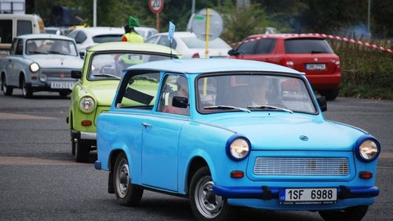 FOTO Bakelit slaví 105 let. Stává se z něho ceněné retro