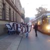 Demonstrace Dělnické mládeže před úřadem vlády
