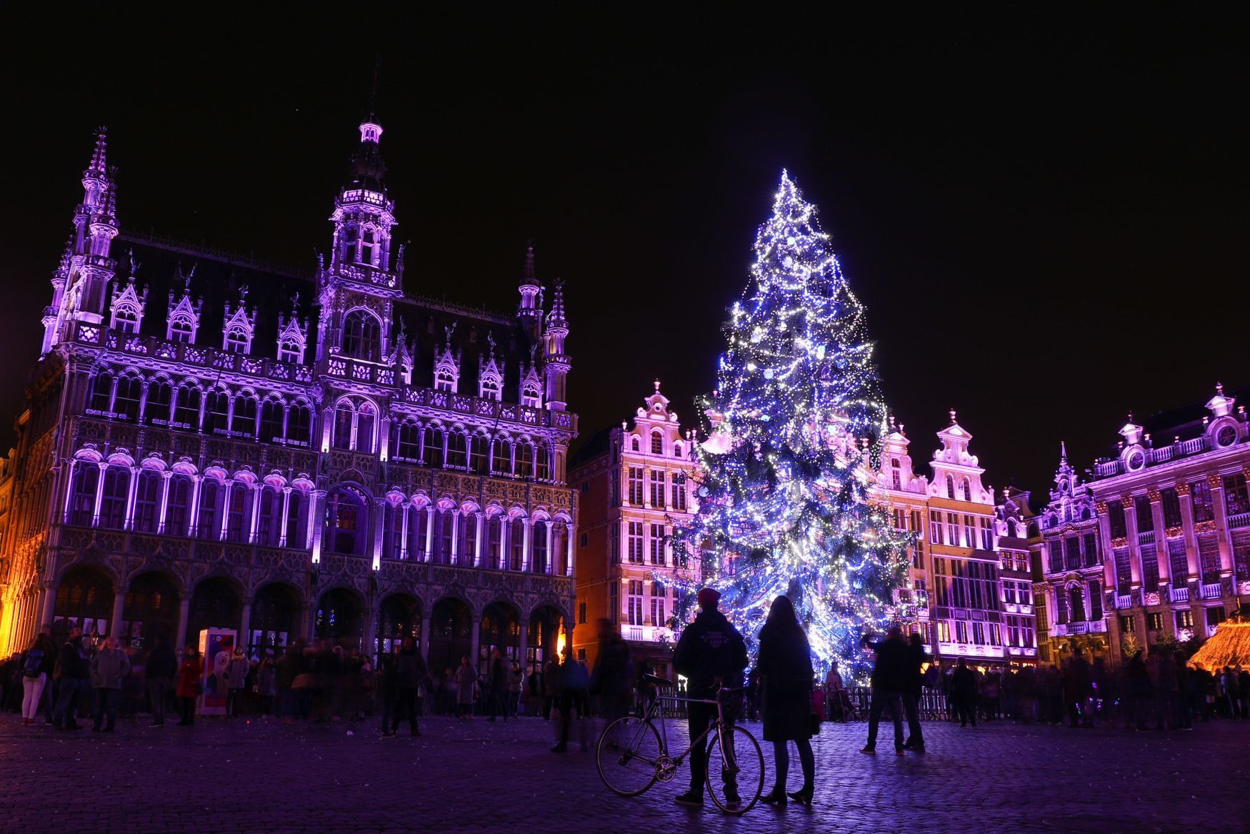 Brusel ve vánočním hávu