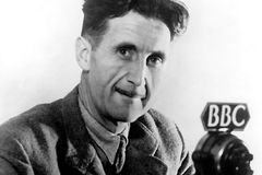 Socialista Orwell chtěl Farmou zvířat "demaskovat sovětský mýtus"