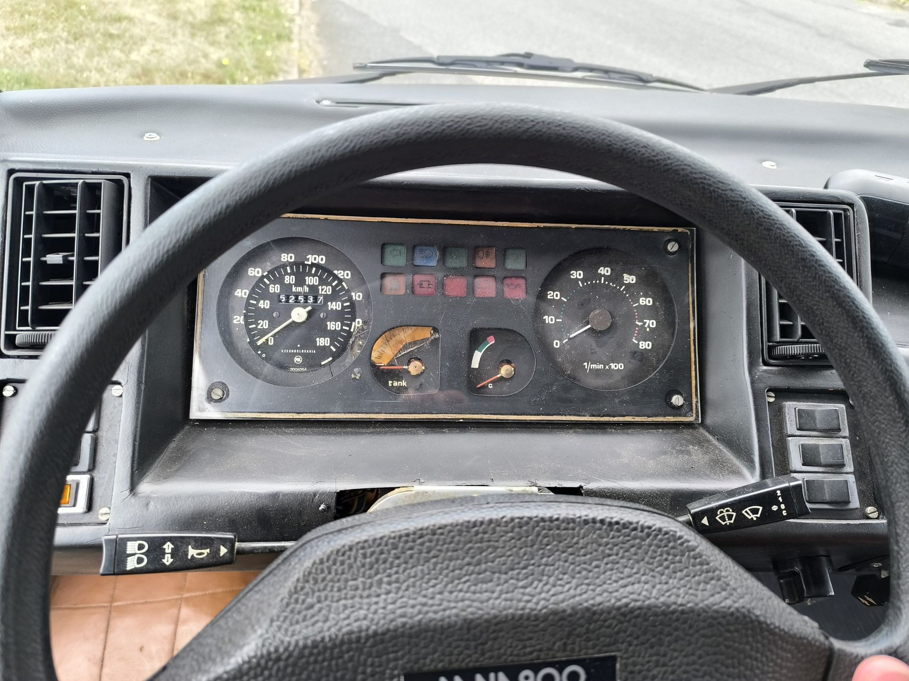 BAZ MNA 900