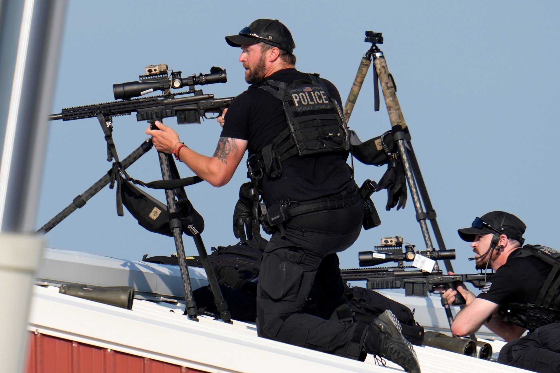 policejní sniper předvolební mítink Trump