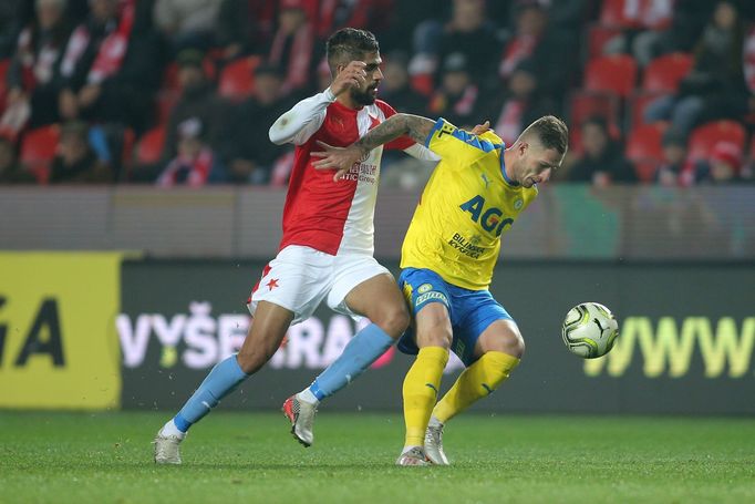 Júsuf Hilál v zápase 16. kola Slavia - Teplice