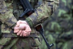 Armáda koupí od České zbrojovky pušky za 1,1 miliardy