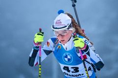 Elvira Öbergová slaví triumf ve sprintu, Češky až ve třetí desítce pořadí