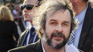 Může za to tento muž - režisér Peter Jackson. Dnes na premiéře světu představil svůj ostře sledovaný film Hobit - Neočekávaná cesta.