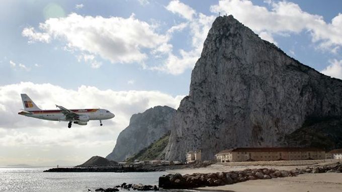 Okružní plavba, kterou nabízela cestovka Diamond travel, Krásy západního Středomoří zahrnuje i Gibraltar.
