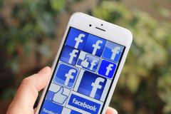 Facebook poprvé uvedl, kolik příspěvků smazal kvůli problémovému obsahu