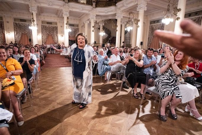 Jiřina Bohdalová na karlovarském festivalu.