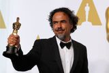 Absolutní vítěz 87. Oscarů - Alejandro Gonzáles Iňárritu. Jeho film Birdman uspěl ve čtyřech hlavních kategoriích.