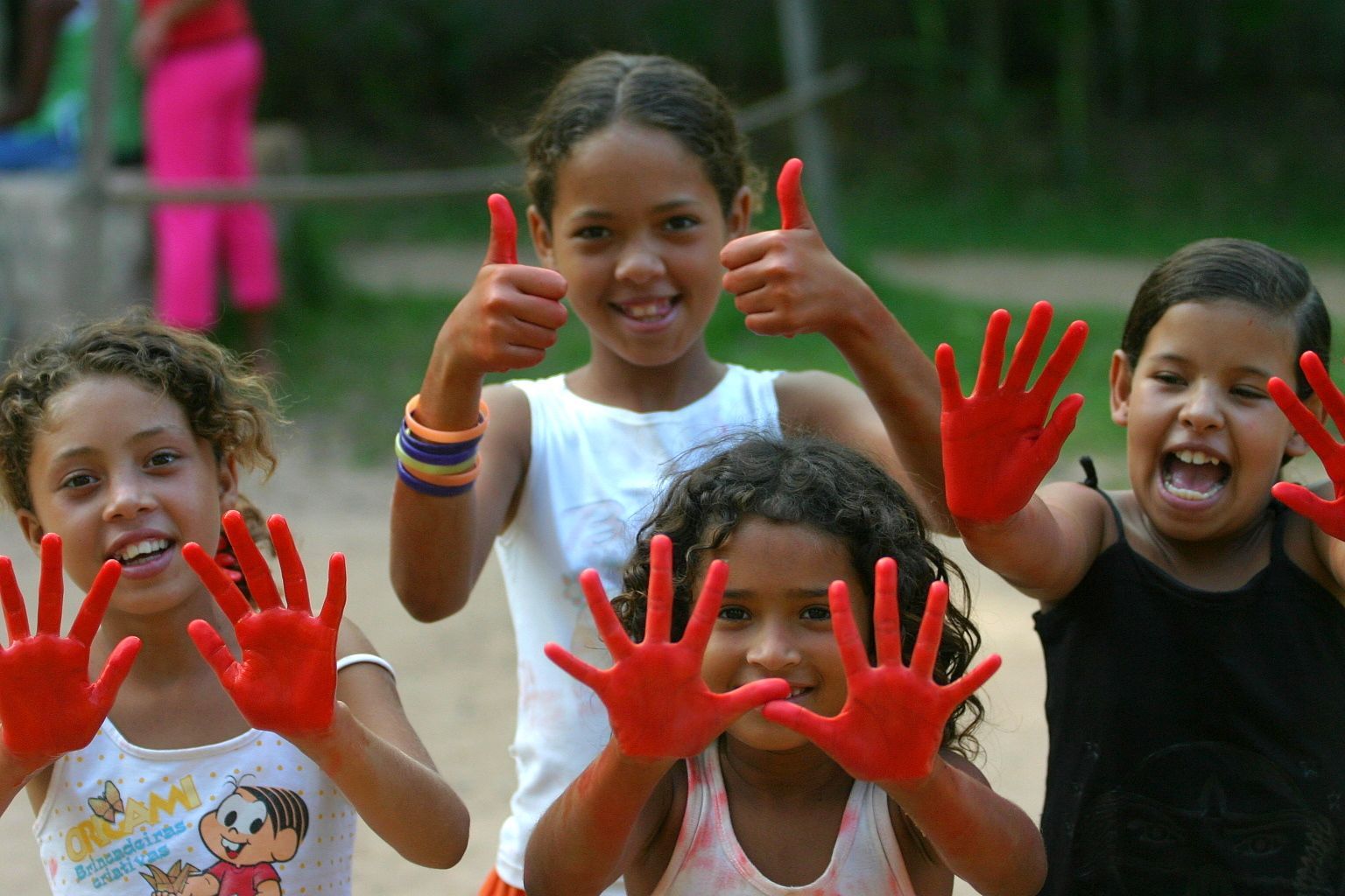 Slunečnice - děti v Brazílii